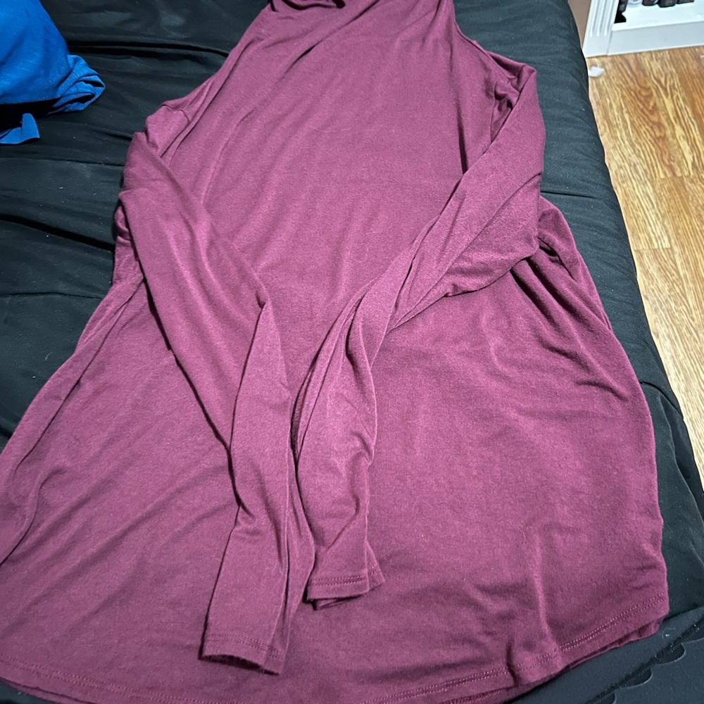 Maroon, Long sleeve “turtle neck”